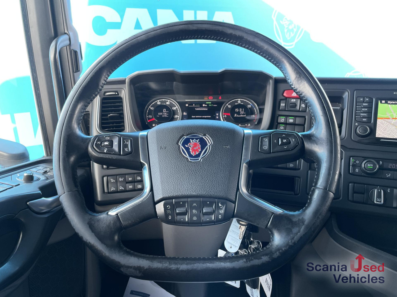 SCANIA R 450 A4x2NB RETARDER FULL AIR DIFF-L ACC 8T - شاحنة جرار: صور 4 SCANIA R 450 A4x2NB RETARDER FULL AIR DIFF-L ACC 8T - شاحنة جرار: صور 4