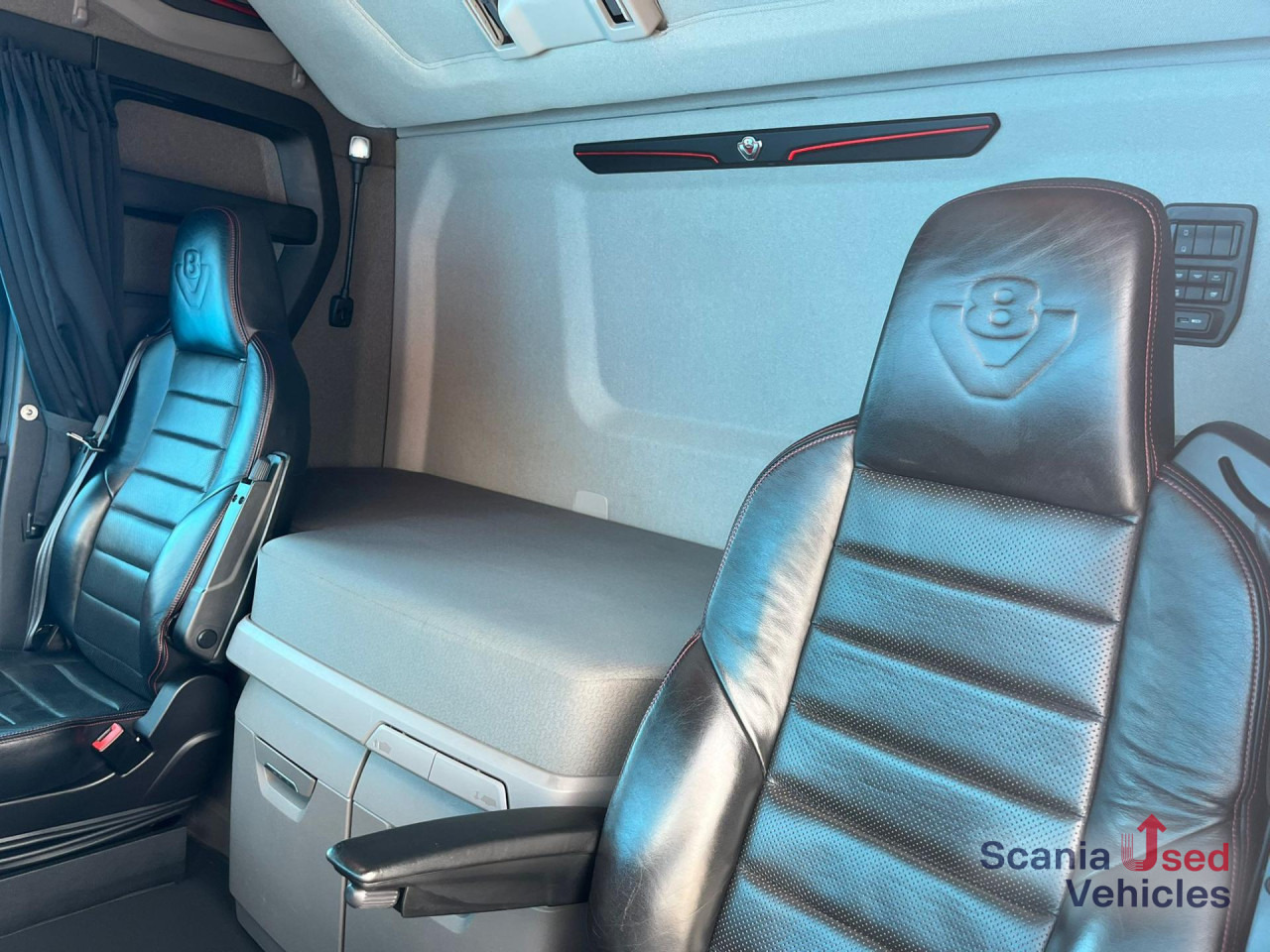 SCANIA S 520 A4x2NA V8 RETARDER P-AIRCO LED LEATHER - شاحنة جرار: صور 3 SCANIA S 520 A4x2NA V8 RETARDER P-AIRCO LED LEATHER - شاحنة جرار: صور 3