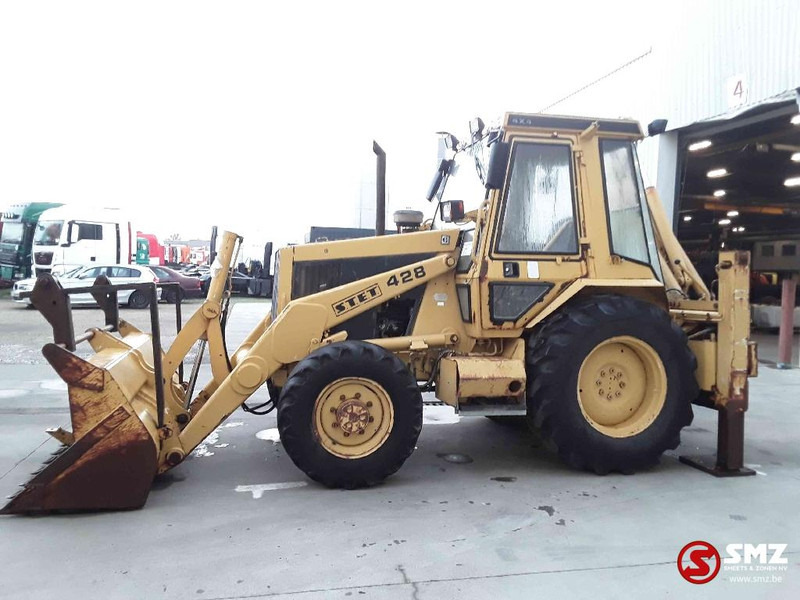 Caterpillar 428 - حفار متعدد الاستخدام: صور 5 Caterpillar 428 - حفار متعدد الاستخدام: صور 5