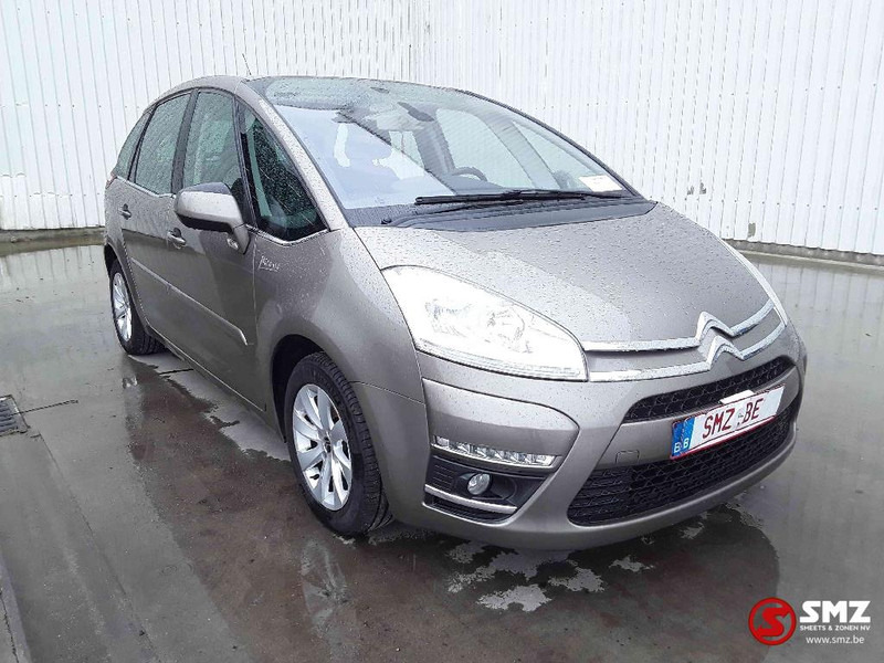 Citroën C 4 Piccasso - سيارة: صور 1 Citroën C 4 Piccasso - سيارة: صور 1