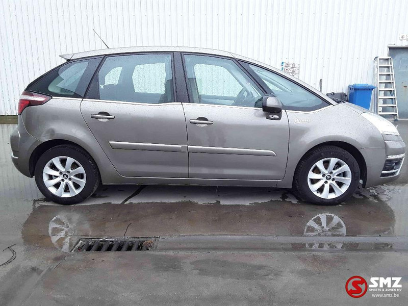 Citroën C 4 Piccasso - سيارة: صور 3 Citroën C 4 Piccasso - سيارة: صور 3