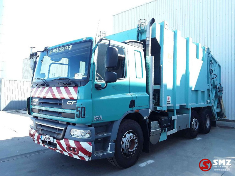 DAF 75 CF 310 VdK pusher 2000 +2x lift 4x on stocl - شاحنة القمامة: صور 3 DAF 75 CF 310 VdK pusher 2000 +2x lift 4x on stocl - شاحنة القمامة: صور 3