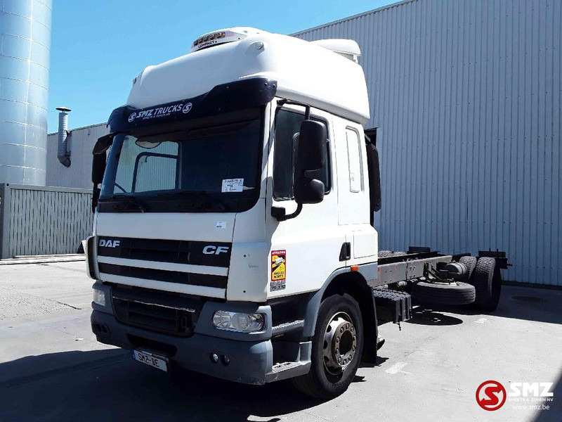 DAF 75 CF 310 manual - الشاسيه شاحنة: صور 3 DAF 75 CF 310 manual - الشاسيه شاحنة: صور 3