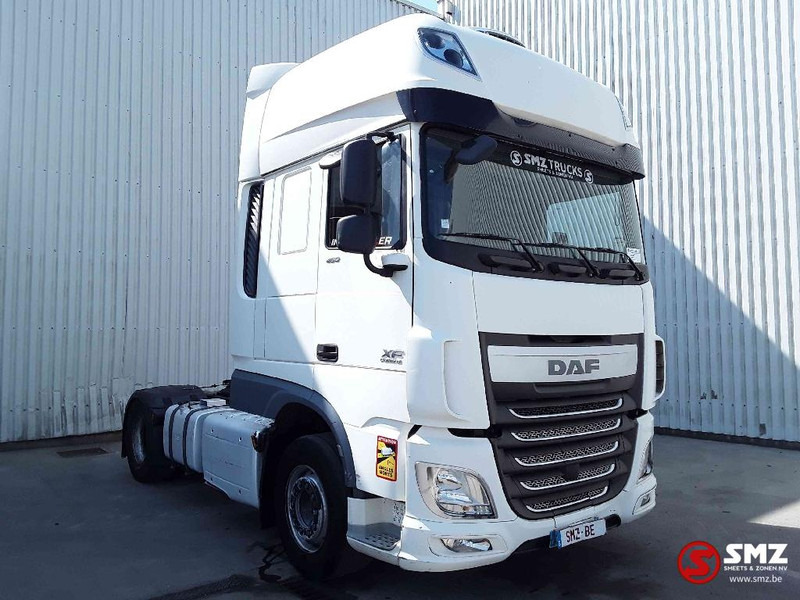 DAF XF 460 SUPERspacecab intarder 2 tanks - شاحنة جرار: صور 1 DAF XF 460 SUPERspacecab intarder 2 tanks - شاحنة جرار: صور 1