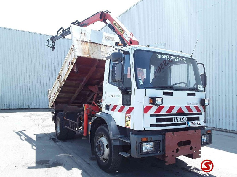 Iveco Eurocargo 150 E 18 120000km manual pump - قلابات, شاحنة كرين: صور 1 Iveco Eurocargo 150 E 18 120000km manual pump - قلابات, شاحنة كرين: صور 1