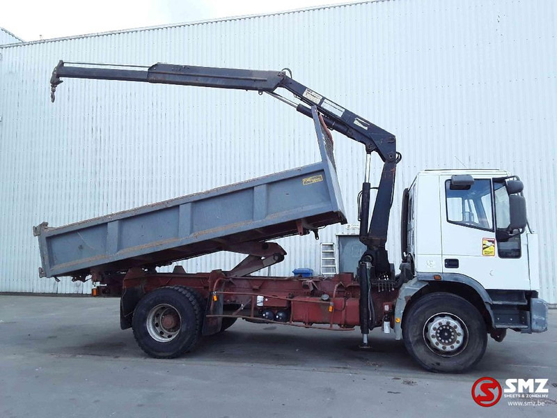 Iveco Eurotrakker 190 E 24 276'km manual pump france truck - قلابات, شاحنة كرين: صور 4 Iveco Eurotrakker 190 E 24 276'km manual pump france truck - قلابات, شاحنة كرين: صور 4