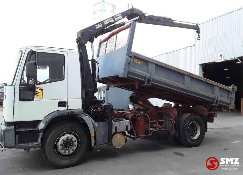 Iveco Eurotrakker 190 E 24 276'km manual pump france truck - قلابات, شاحنة كرين: صور 5 Iveco Eurotrakker 190 E 24 276'km manual pump france truck - قلابات, شاحنة كرين: صور 5