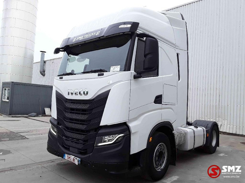Iveco S-WAY 510 Zf intarder 2 tanks - شاحنة جرار: صور 3 Iveco S-WAY 510 Zf intarder 2 tanks - شاحنة جرار: صور 3