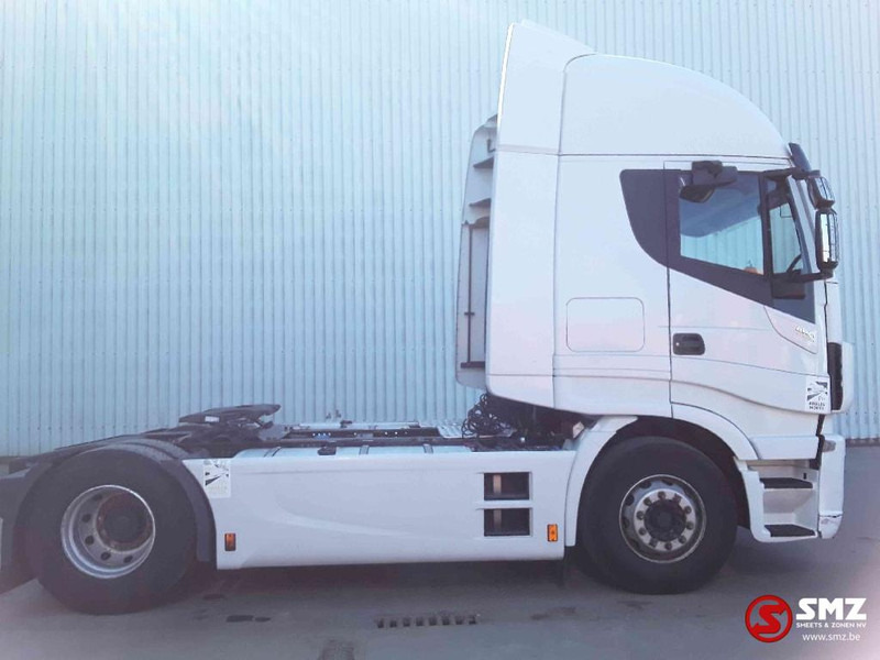 Iveco Stralis 480 intarder 2 tanks chassis 0c381008 - شاحنة جرار: صور 4 Iveco Stralis 480 intarder 2 tanks chassis 0c381008 - شاحنة جرار: صور 4