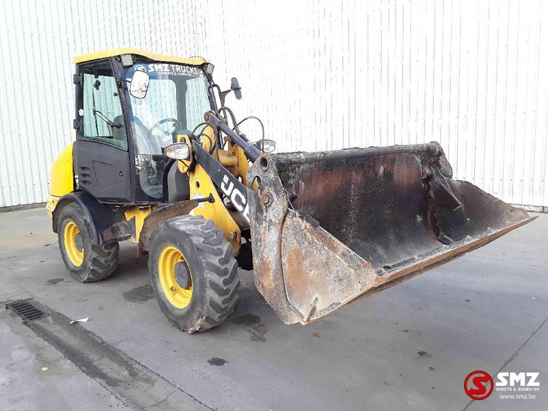 JCB 406 3892 h - اللودر بعجل: صور 1 JCB 406 3892 h - اللودر بعجل: صور 1