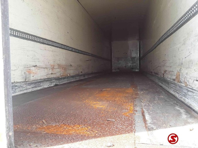 بصندوق مغلق نصف مقطورة Kögel Oplegger: صور 9