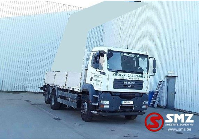 MAN TGA 26.360 manual - شاحنات مسطحة, شاحنة كرين: صور 1 MAN TGA 26.360 manual - شاحنات مسطحة, شاحنة كرين: صور 1