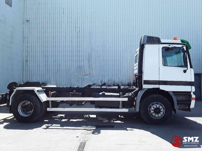 Mercedes-Benz Actros 1831 manual lames airco belgium truck - الشاسيه شاحنة: صور 4 Mercedes-Benz Actros 1831 manual lames airco belgium truck - الشاسيه شاحنة: صور 4