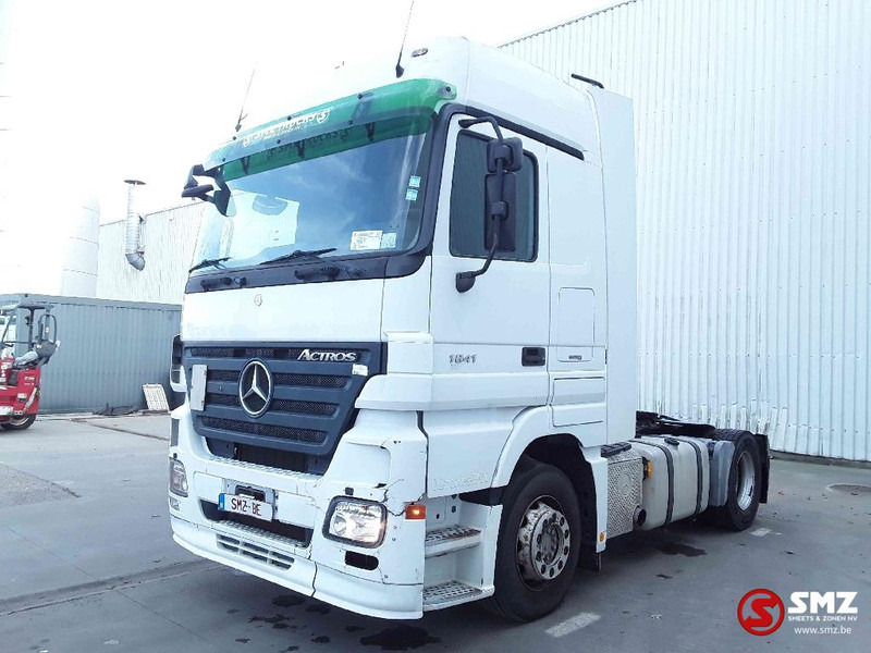 Mercedes-Benz Actros 1841 megaspace - شاحنة جرار: صور 3 Mercedes-Benz Actros 1841 megaspace - شاحنة جرار: صور 3