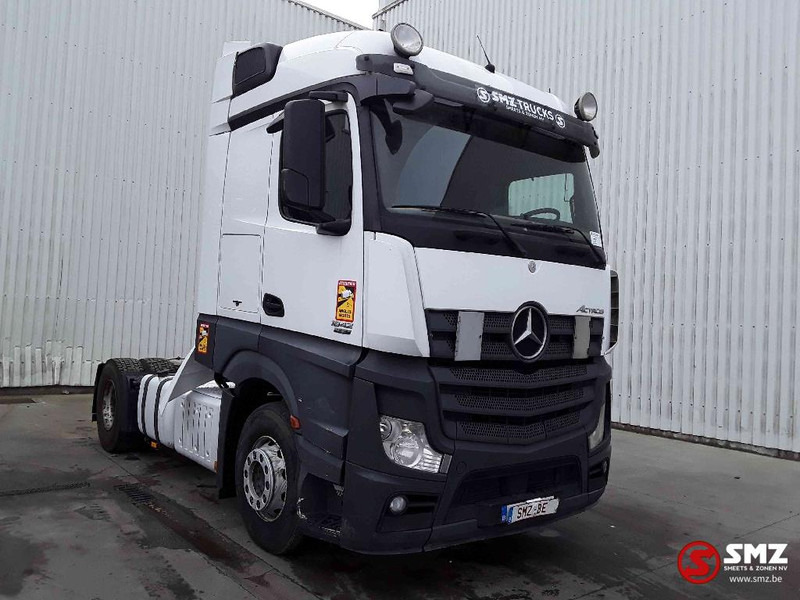 Mercedes-Benz Actros 1842 647'km Top 80% tyres pneu - شاحنة جرار: صور 1 Mercedes-Benz Actros 1842 647'km Top 80% tyres pneu - شاحنة جرار: صور 1