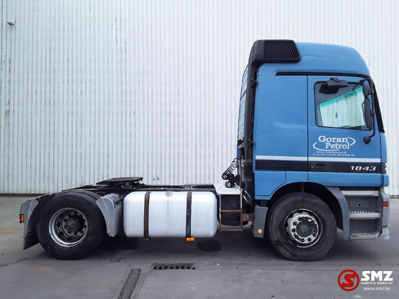 Mercedes-Benz Actros 1843 manual - شاحنة جرار: صور 4 Mercedes-Benz Actros 1843 manual - شاحنة جرار: صور 4