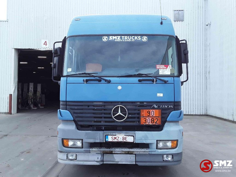 Mercedes-Benz Actros 1843 manual - شاحنة جرار: صور 2 Mercedes-Benz Actros 1843 manual - شاحنة جرار: صور 2