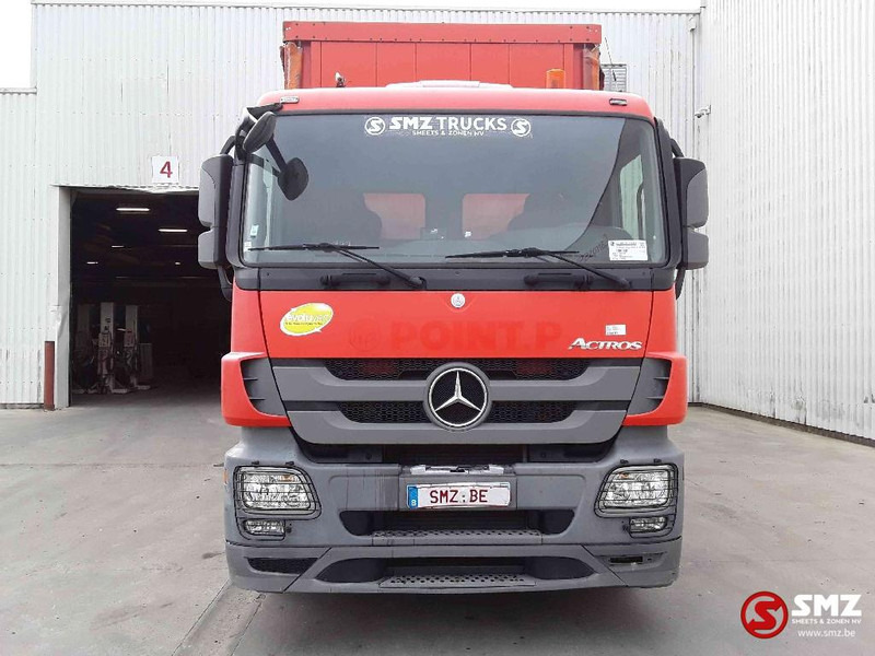 Mercedes-Benz Actros 2536 - شاحنة ستارة: صور 2 Mercedes-Benz Actros 2536 - شاحنة ستارة: صور 2