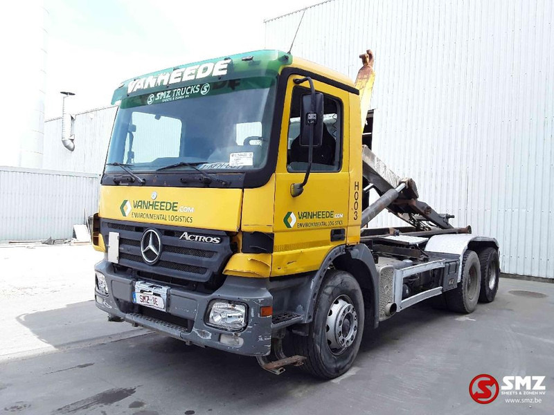 Mercedes-Benz Actros 2636 6x4 lames steel 3x - شاحنات الحاويات/ جسم علوي قابل للتغيير شاحنة: صور 3 Mercedes-Benz Actros 2636 6x4 lames steel 3x - شاحنات الحاويات/ جسم علوي قابل للتغيير شاحنة: صور 3