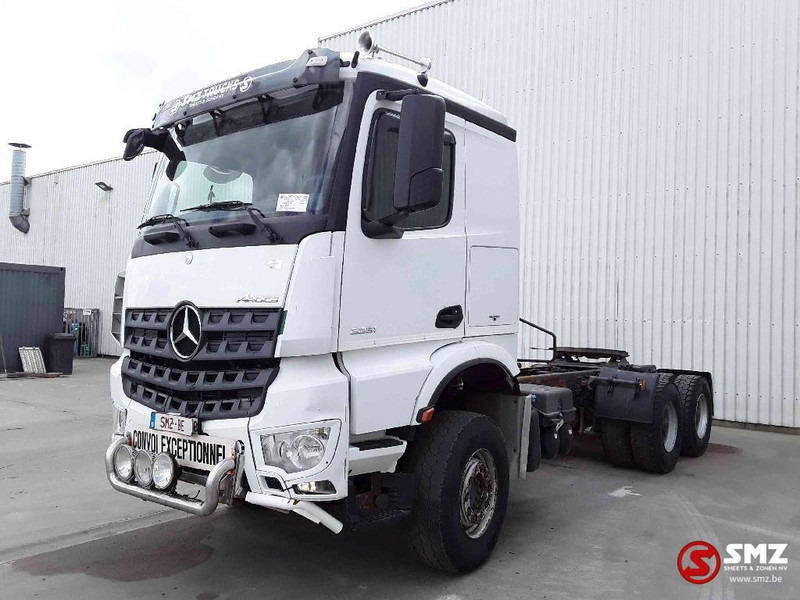 Mercedes-Benz Arocs 3351 lames steel - شاحنة جرار: صور 3 Mercedes-Benz Arocs 3351 lames steel - شاحنة جرار: صور 3