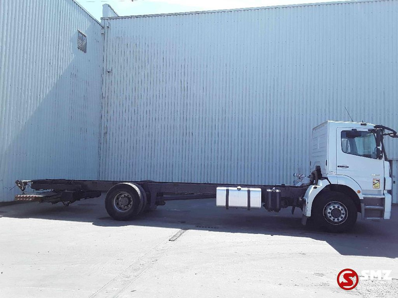Mercedes-Benz Axor 1829 manual - الشاسيه شاحنة: صور 4 Mercedes-Benz Axor 1829 manual - الشاسيه شاحنة: صور 4