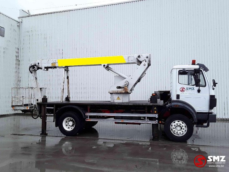 Mercedes-Benz SK 1824 lames/steel - مصاعد الازدهار محمولة على شاحنة: صور 4 Mercedes-Benz SK 1824 lames/steel - مصاعد الازدهار محمولة على شاحنة: صور 4