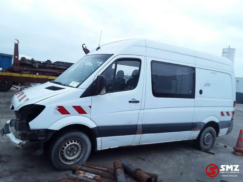 Mercedes-Benz Sprinter 311 accident - الشاحنات الصغيرة صندوق مغلق: صور 5 Mercedes-Benz Sprinter 311 accident - الشاحنات الصغيرة صندوق مغلق: صور 5