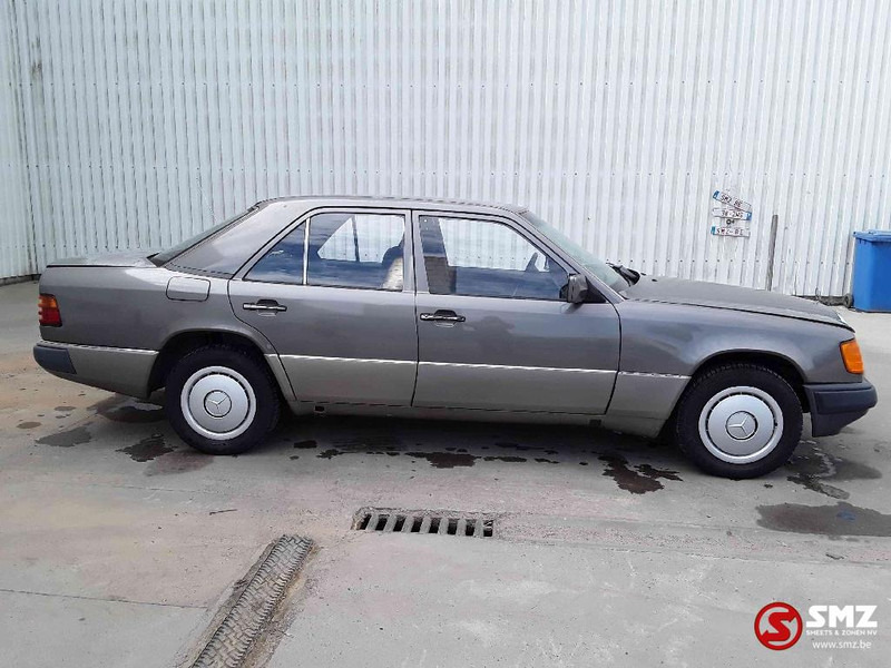 Mercedes-Benz  - سيارة: صور 4 Mercedes-Benz  - سيارة: صور 4