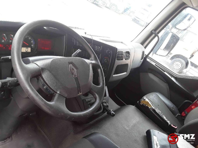 بصندوق مغلق شاحنة Renault D 12: صور 8 بصندوق مغلق شاحنة Renault D 12: صور 8