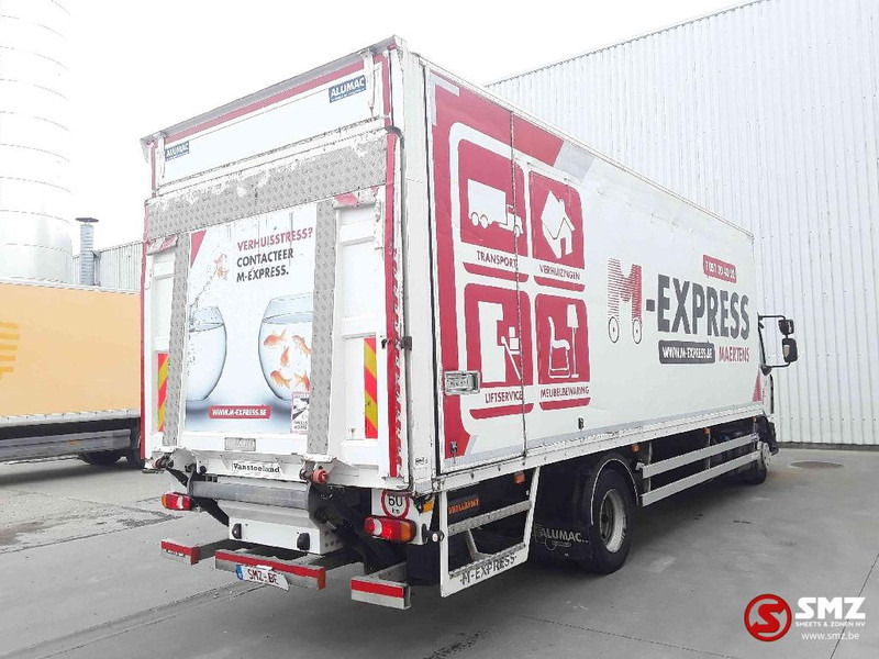 بصندوق مغلق شاحنة Renault D 12: صور 11 بصندوق مغلق شاحنة Renault D 12: صور 11