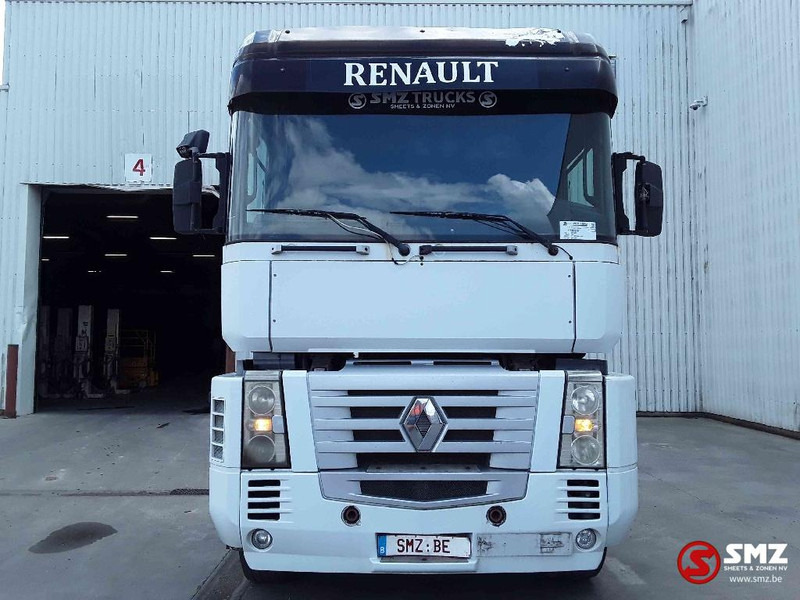 Renault Magnum 440 - شاحنة جرار: صور 2 Renault Magnum 440 - شاحنة جرار: صور 2