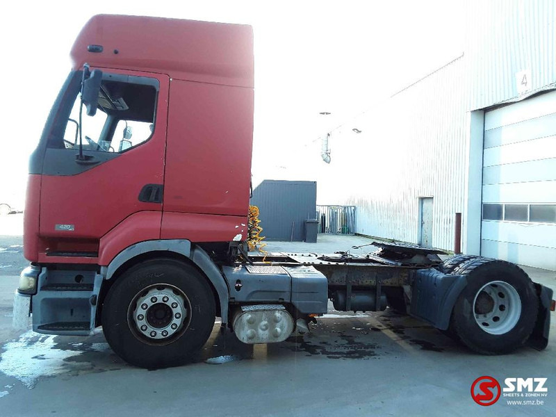 Renault Premium 420 - شاحنة جرار: صور 5 Renault Premium 420 - شاحنة جرار: صور 5