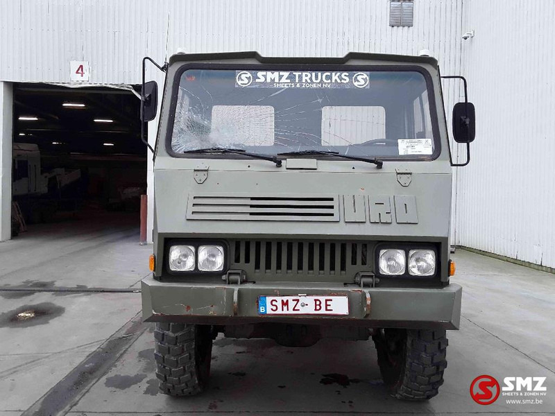 Urovesa 4x4 - شاحنات مسطحة: صور 2 Urovesa 4x4 - شاحنات مسطحة: صور 2