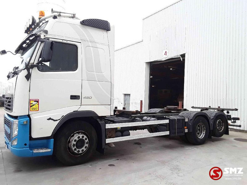 Volvo FH 420 6x2 - شاحنات الحاويات/ جسم علوي قابل للتغيير شاحنة: صور 5 Volvo FH 420 6x2 - شاحنات الحاويات/ جسم علوي قابل للتغيير شاحنة: صور 5