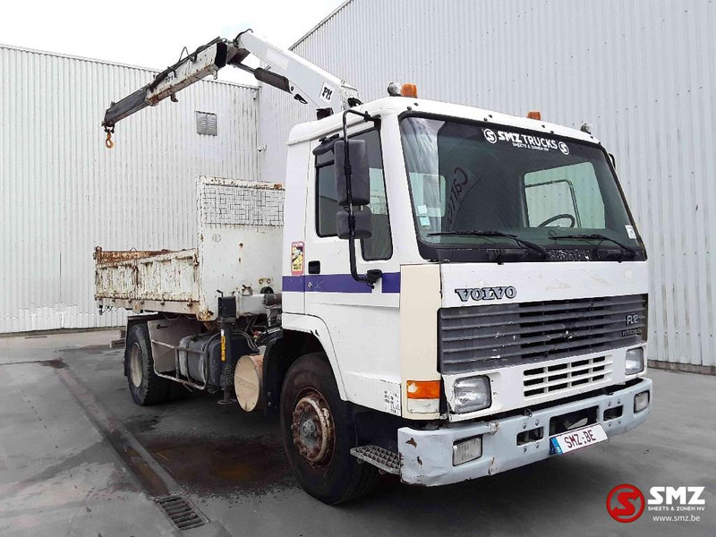Volvo FL12 INTERCOOLER - قلابات, شاحنة كرين: صور 1 Volvo FL12 INTERCOOLER - قلابات, شاحنة كرين: صور 1