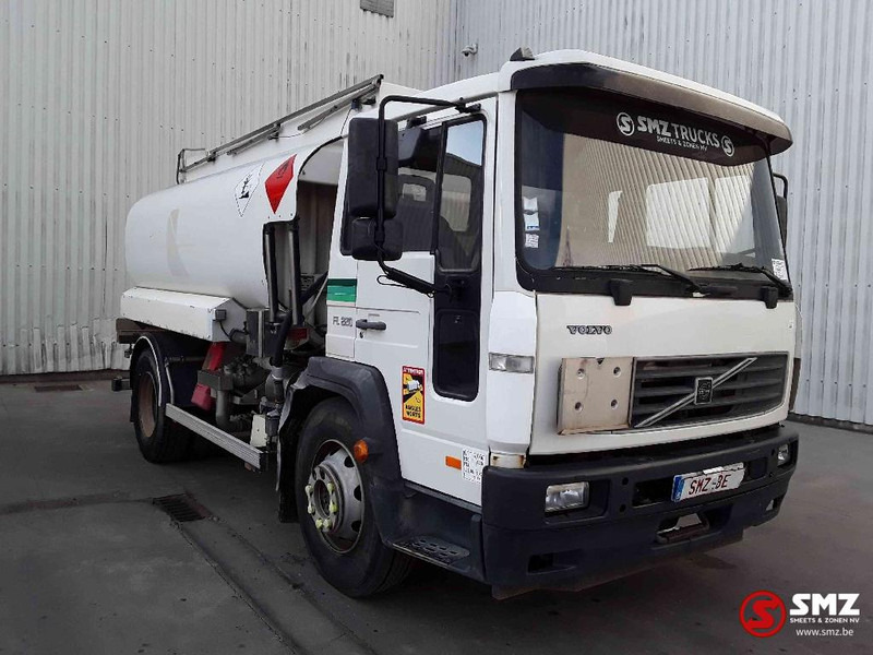 Volvo FL6 220 10000L lames - شاحنة صهريج: صور 1 Volvo FL6 220 10000L lames - شاحنة صهريج: صور 1
