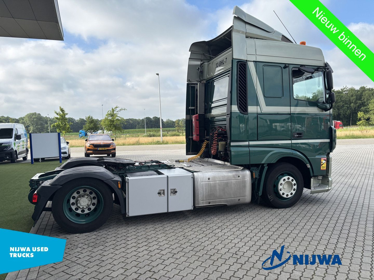 DAF XF 460 4x2 Hefschotel + Retader - شاحنة جرار: صور 3 DAF XF 460 4x2 Hefschotel + Retader - شاحنة جرار: صور 3
