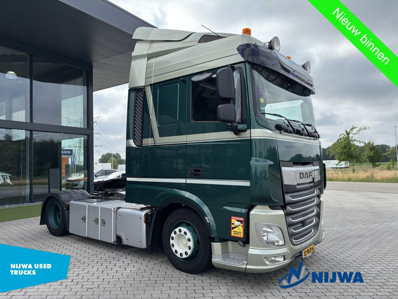 DAF XF 480 4x2 Retarder + Hefschotel - شاحنة جرار: صور 2 DAF XF 480 4x2 Retarder + Hefschotel - شاحنة جرار: صور 2