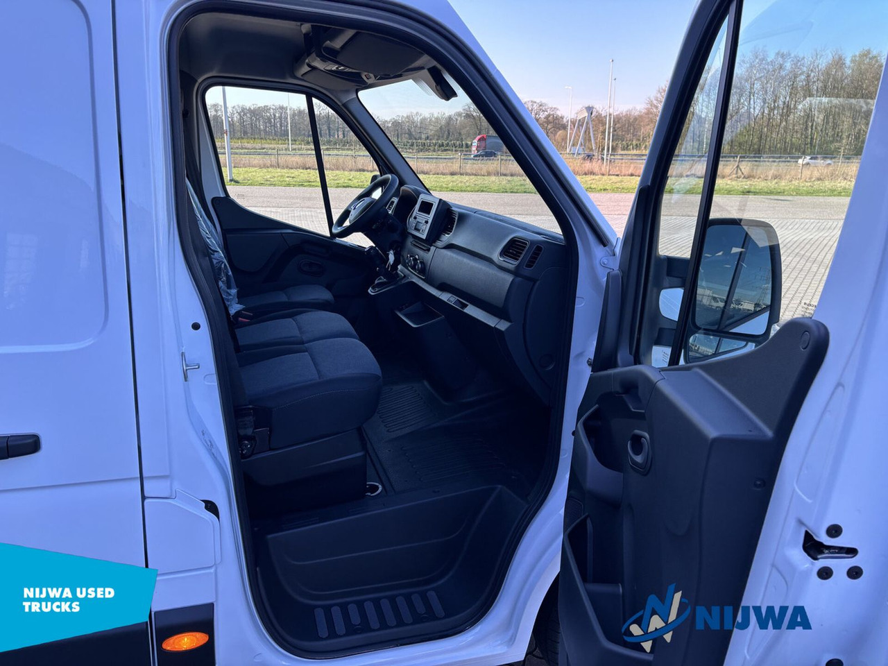 فان المدمجة Renault Master 135 L3H2 Parkeersensoren + Cruise control: صور 15