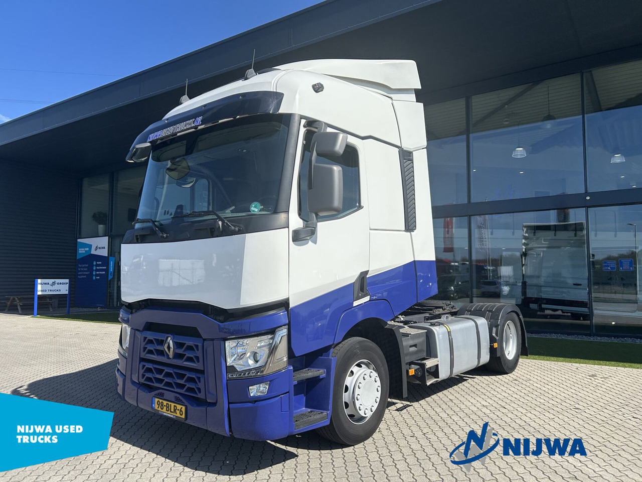 Renault T 460 4x2 Standkachel + Koelkast - شاحنة جرار: صور 1 Renault T 460 4x2 Standkachel + Koelkast - شاحنة جرار: صور 1