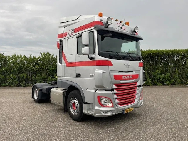 DAF XF 440 FT EURO6 Manual - شاحنة جرار: صور 1 DAF XF 440 FT EURO6 Manual - شاحنة جرار: صور 1