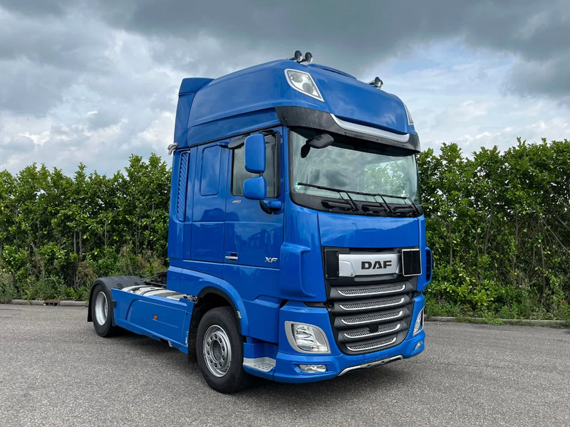 DAF XF 480 FT Euro6 ADR Intarder - شاحنة جرار: صور 1 DAF XF 480 FT Euro6 ADR Intarder - شاحنة جرار: صور 1