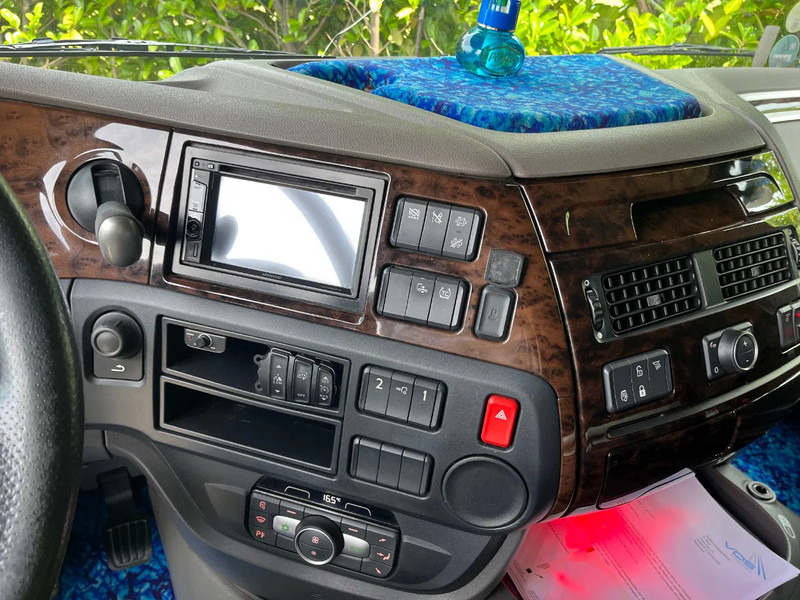 شاحنة جرار DAF XF 480 FT Euro6 Intarder Manual Showtruck: صور 10