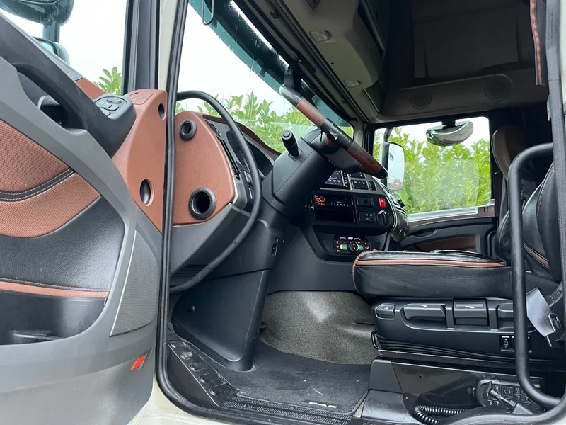 DAF XF 530 FT SSC Euro6 - شاحنة جرار: صور 5 DAF XF 530 FT SSC Euro6 - شاحنة جرار: صور 5