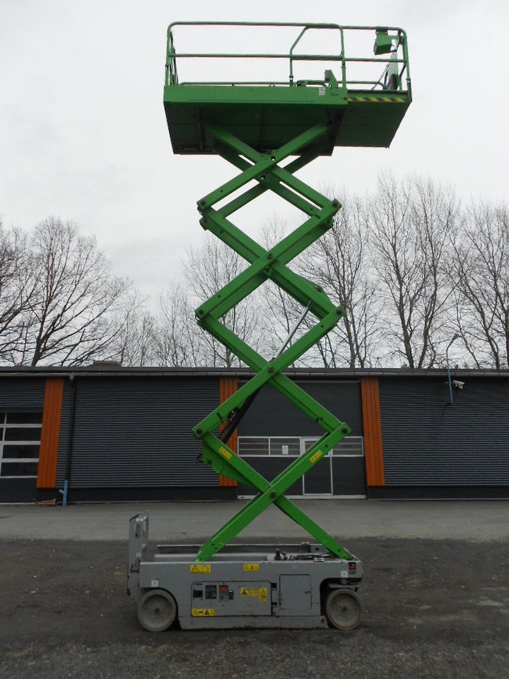 Genie GS 2646, Scherenarbeitsbühne Genie 9,9 m - مصاعد الازدهار محمولة على شاحنة: صور 1 Genie GS 2646, Scherenarbeitsbühne Genie 9,9 m - مصاعد الازدهار محمولة على شاحنة: صور 1