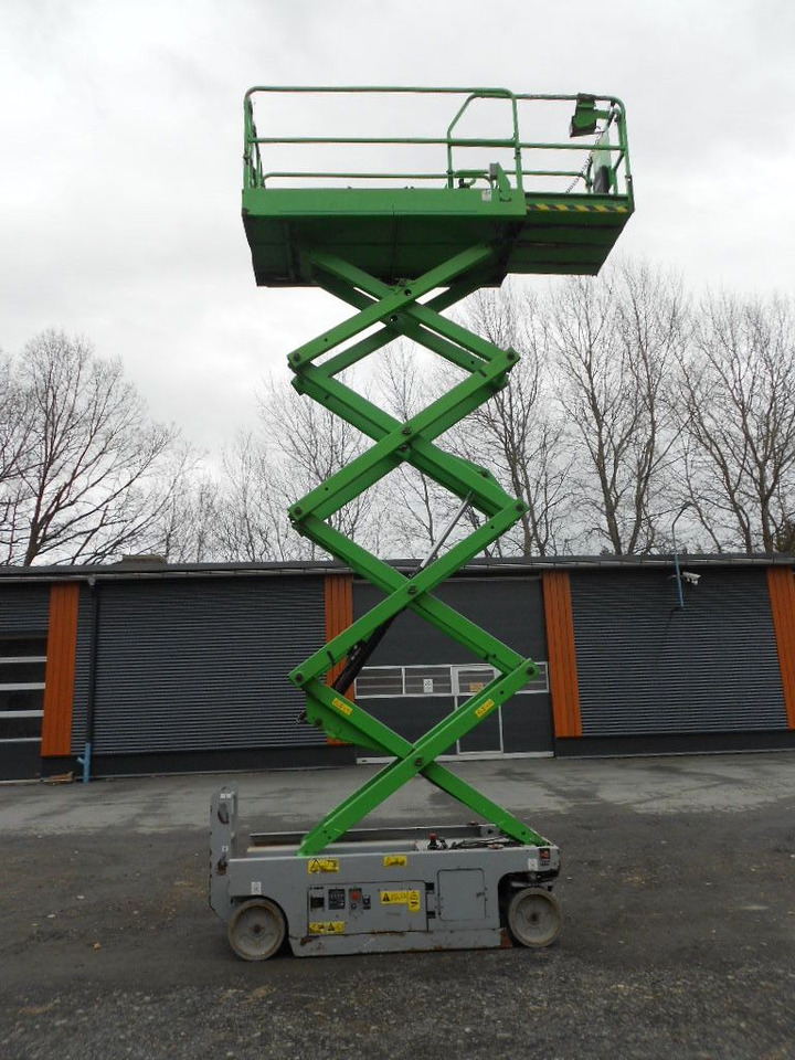 Genie GS 2646, Scherenarbeitsbühne Genie 9,9 m - مصاعد الازدهار محمولة على شاحنة: صور 1 Genie GS 2646, Scherenarbeitsbühne Genie 9,9 m - مصاعد الازدهار محمولة على شاحنة: صور 1