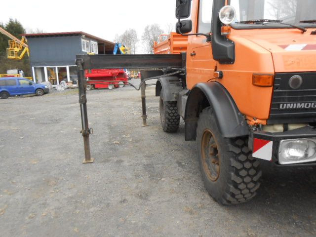 Mercedes-Benz U1450 427/11 mit Kran - قلابات, شاحنة كرين: صور 4 Mercedes-Benz U1450 427/11 mit Kran - قلابات, شاحنة كرين: صور 4