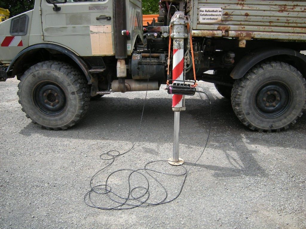 Mercedes-Benz Unimog U1250 mit Kran MKG 105 - قلاب صغير: صور 5 Mercedes-Benz Unimog U1250 mit Kran MKG 105 - قلاب صغير: صور 5