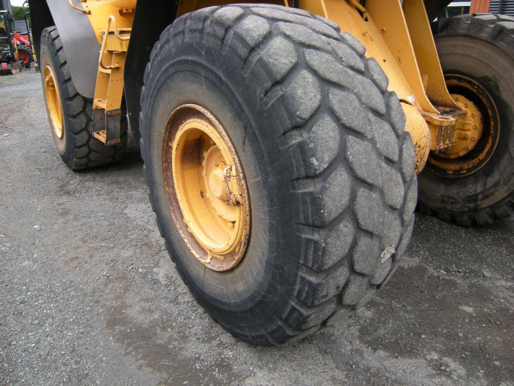 Volvo L 120 E - اللودر بعجل: صور 5 Volvo L 120 E - اللودر بعجل: صور 5