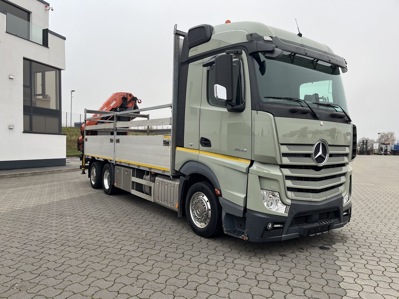 Mercedes-Benz Actros 2545 6x2 EFFER Atlas 265-A6 Lenk- Liftachse - شاحنات مسطحة, شاحنة كرين: صور 2 Mercedes-Benz Actros 2545 6x2 EFFER Atlas 265-A6 Lenk- Liftachse - شاحنات مسطحة, شاحنة كرين: صور 2
